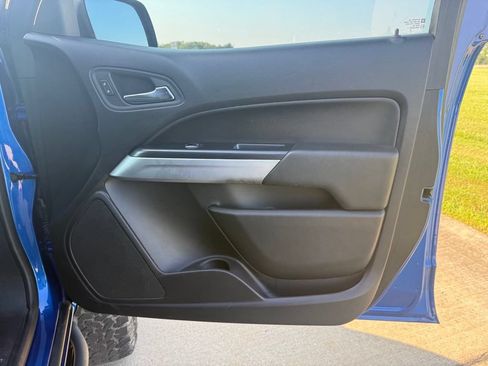 Used 2019 Chevrolet Colorado ZR2 AWD/4WD image 18
