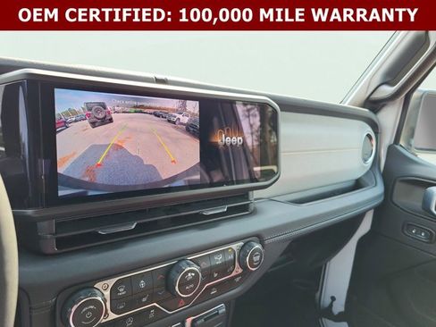 Certified 2024 Jeep Wrangler Unlimited Sahara AWD/4WD image 38