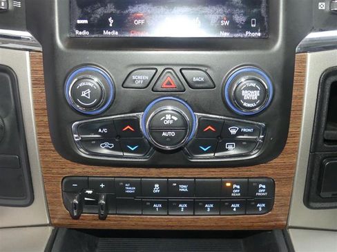 Used 2018 RAM 2500 Laramie w/ Snow Chief Group image 35