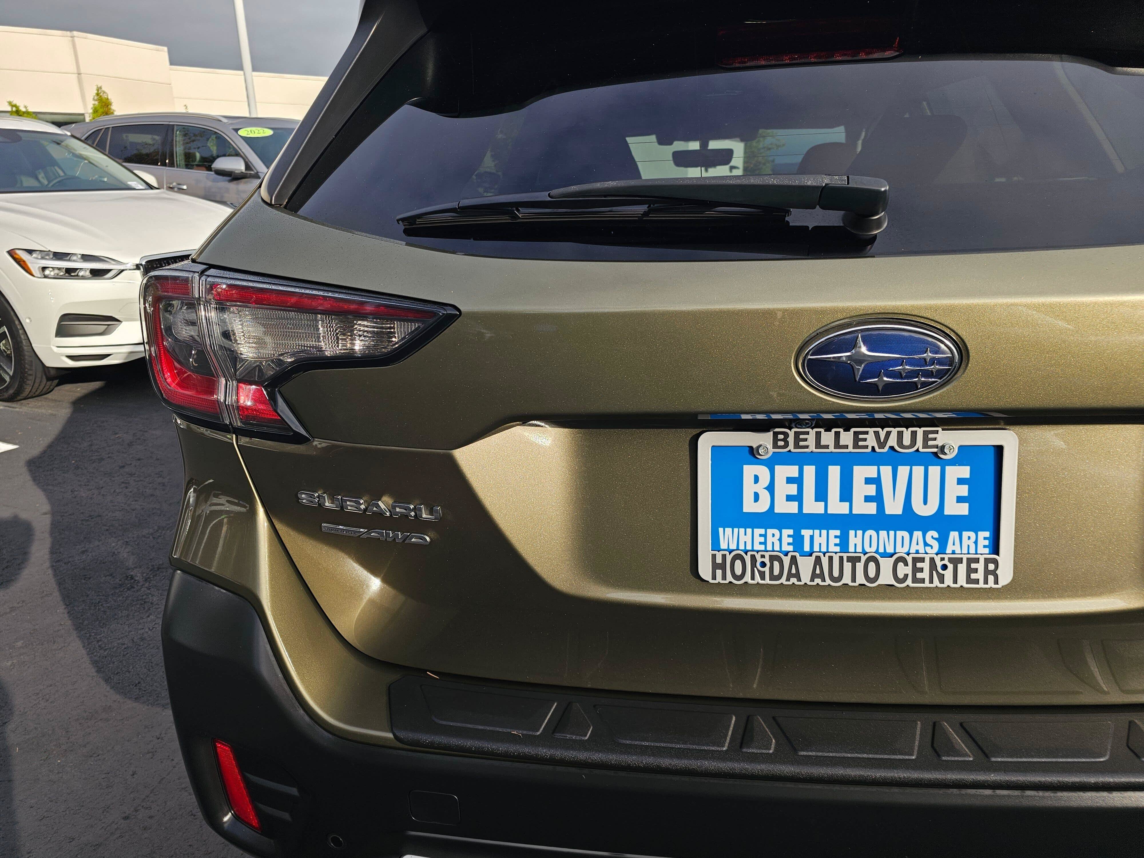 Used 2020 Subaru Outback Touring XT AWD/4WD image 16