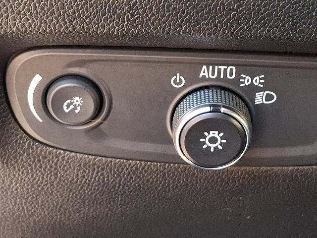 Used 2023 Chevrolet Traverse Premier w/ LPO, Floor Liner Package FWD image 23