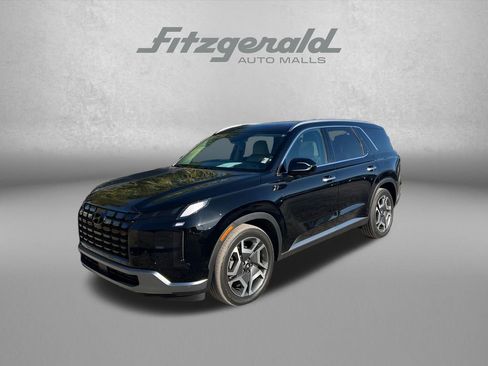 Used 2024 Hyundai Palisade Limited FWD image 1
