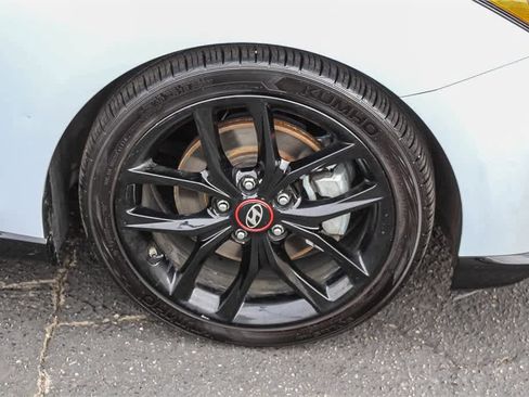 Used 2020 Hyundai Veloster Turbo R-Spec image 13