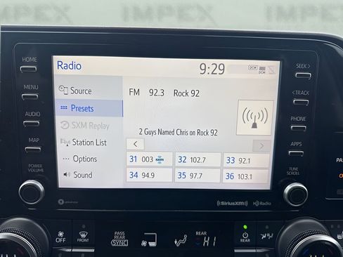 Used 2022 Toyota Highlander XLE image 20