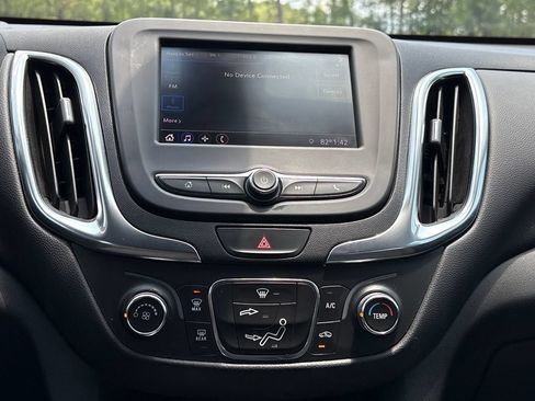 Used 2021 Chevrolet Equinox LT FWD image 15