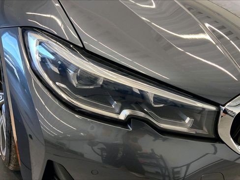 Used 2022 BMW 330i xDrive Sedan w/ Driving Assistance Package AWD/4WD image 11