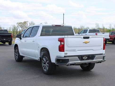 Used 2023 Chevrolet Silverado 1500 LT w/ Z71 Off-Road Package AWD/4WD image 7