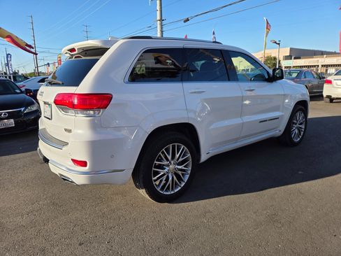 Used 2018 Jeep Grand Cherokee Summit w/ Platinum Series Group AWD/4WD image 4