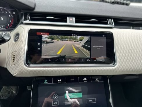 Used 2020 Land Rover Range Rover Velar R-Dynamic S AWD/4WD image 18