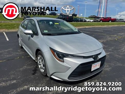 Used 2024 Toyota Corolla LE FWD image 1