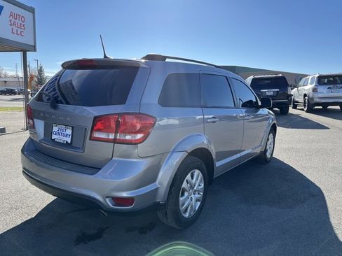 Used 2018 Dodge Journey SXT w/ Connectivity Group image 16