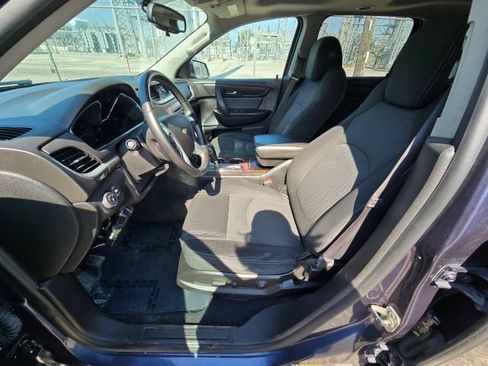 Used 2014 Chevrolet Traverse LT w/ All-Star Edition FWD image 9