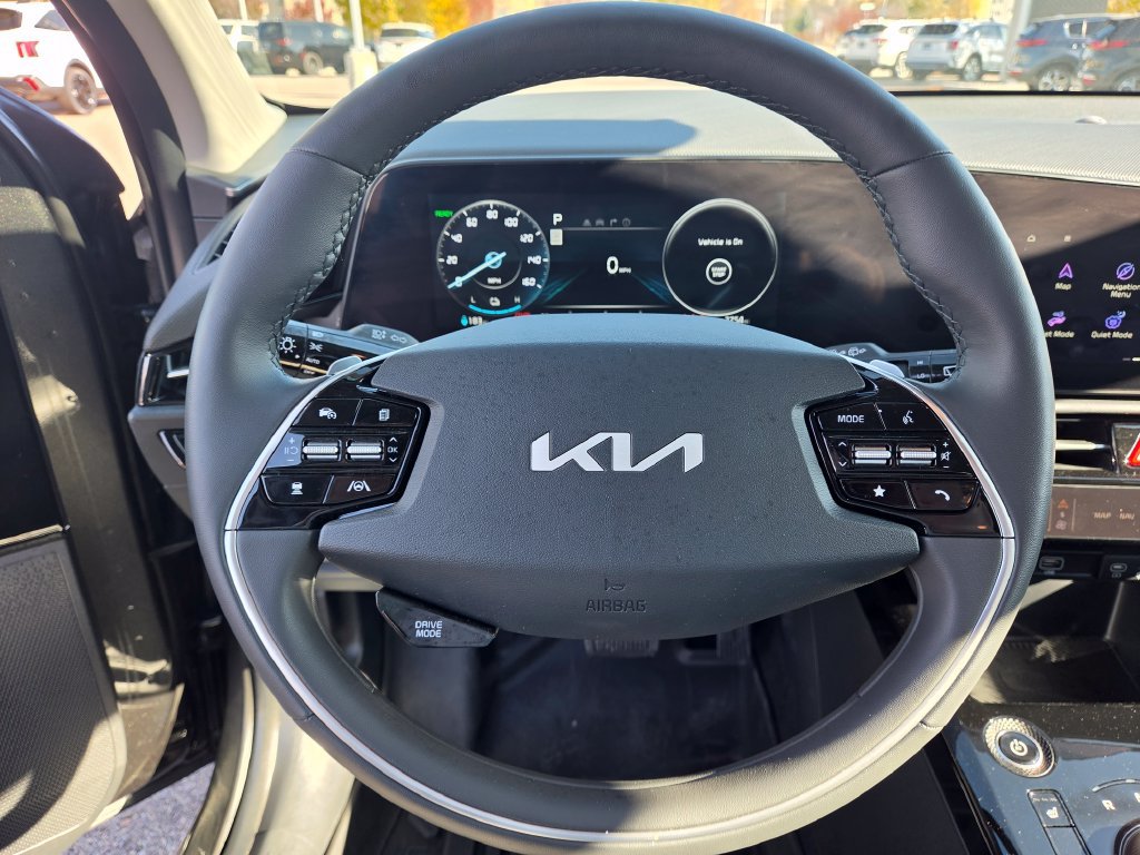 Certified 2026 Kia Niro Wind w/ Wind Preserve Package FWD image 15