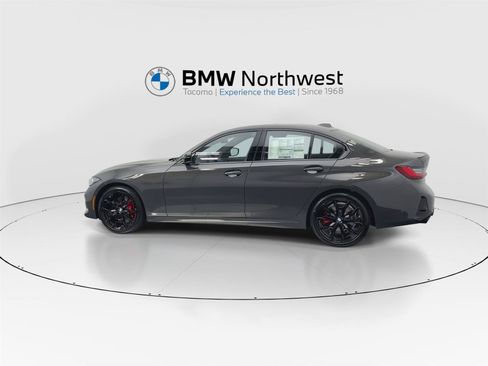 New 2026 BMW 330i xDrive Sedan w/ M Sport Package AWD/4WD image 11
