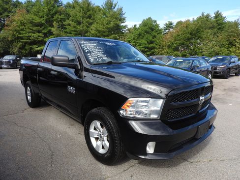 Used 2017 RAM 1500 Express image 2