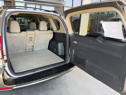 Used 2011 Toyota RAV4 2WD w/ Base L4 Extra Value Pkg image 21