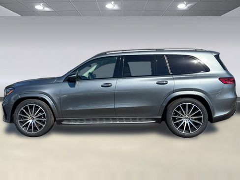 New 2026 Mercedes-Benz GLS 450 4MATIC image 2