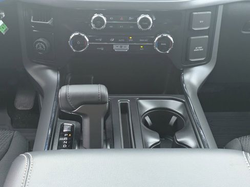 New 2026 Ford F150 XLT w/ XLT Black Appearance Package image 19