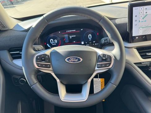 New 2026 Ford Explorer Active AWD/4WD image 12