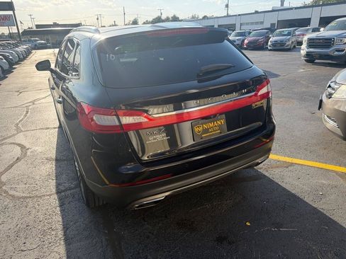 Used 2017 Lincoln MKX Reserve w/ Lincoln MKX Climate Package FWD image 4