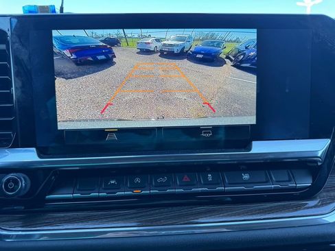 Used 2025 Chevrolet Silverado 1500 LT image 33