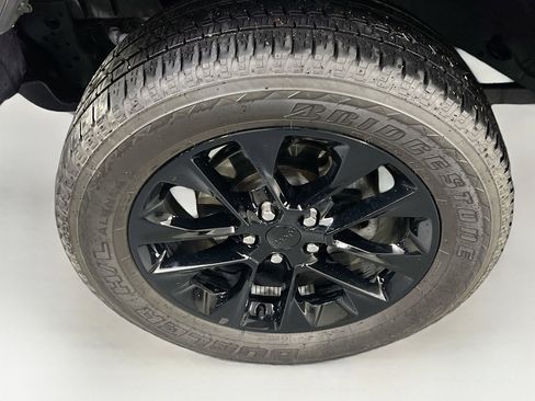 Used 2021 Jeep Wrangler Unlimited Sahara image 30