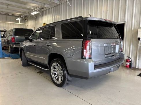 Used 2020 GMC Yukon SLT w/ Premium Edition AWD/4WD image 9