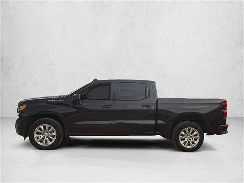 Used 2023 Chevrolet Silverado 1500 Custom RWD image 9