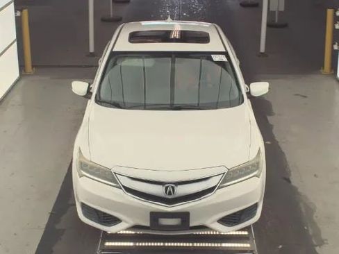 Used 2016 Acura ILX image 2