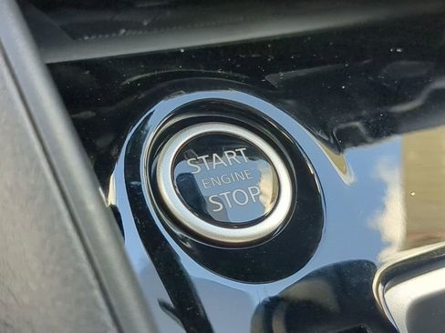 New 2025 Nissan Versa SV w/ Trunk Package image 25