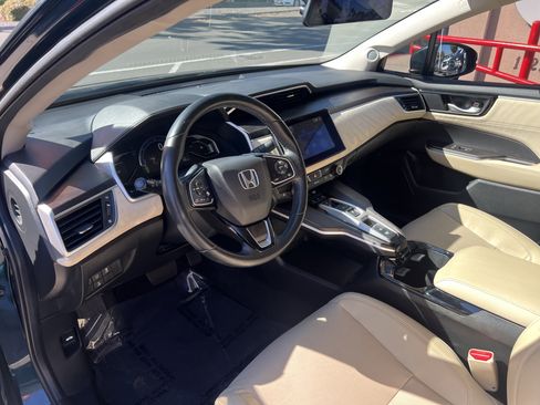 Used 2020 Honda Clarity Touring image 18