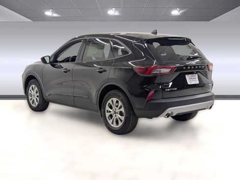 New 2026 Ford Escape Active w/ Cold Weather Package image 2