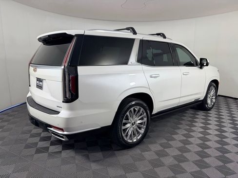 Used 2022 Cadillac Escalade Premium Luxury w/ Performance Package image 6