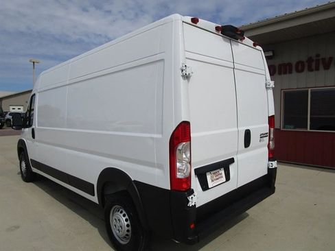 Used 2026 RAM ProMaster 2500 w/ Convenience Group FWD image 8