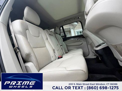Used 2019 Volvo XC90 T6 Momentum w/ Protection Package Premier AWD/4WD image 16