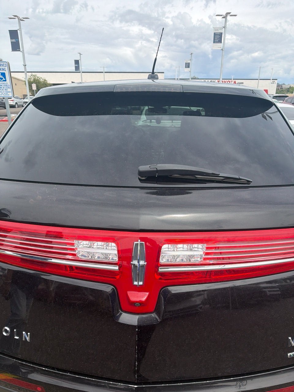Used 2013 Lincoln MKT AWD image 11