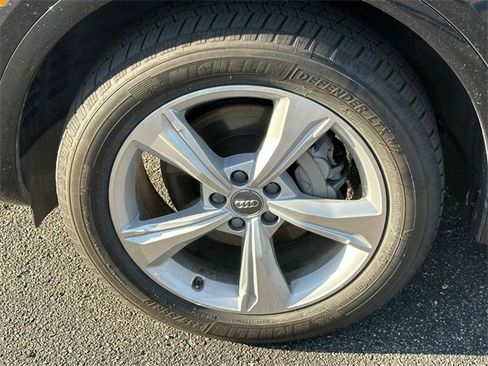 Used 2020 Audi Q5 2.0T Premium image 10