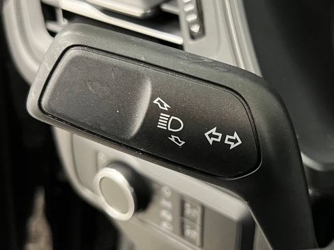 Used 2025 Ford Escape Active AWD/4WD image 28