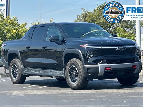 Used 2026 Chevrolet Silverado EV Trail Boss AWD/4WD image 1