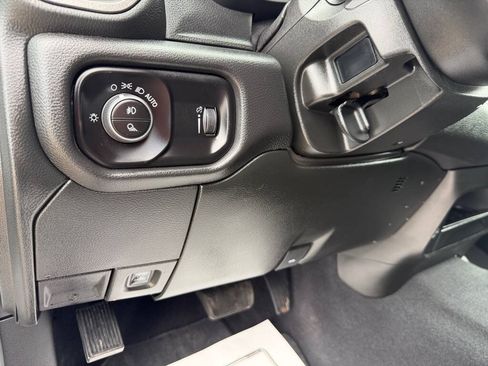 Used 2025 RAM 2500 Tradesman AWD/4WD image 18