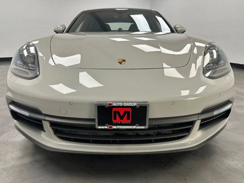Used 2018 Porsche Panamera 4S image 21