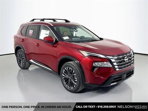 New 2026 Nissan Rogue Platinum image 3