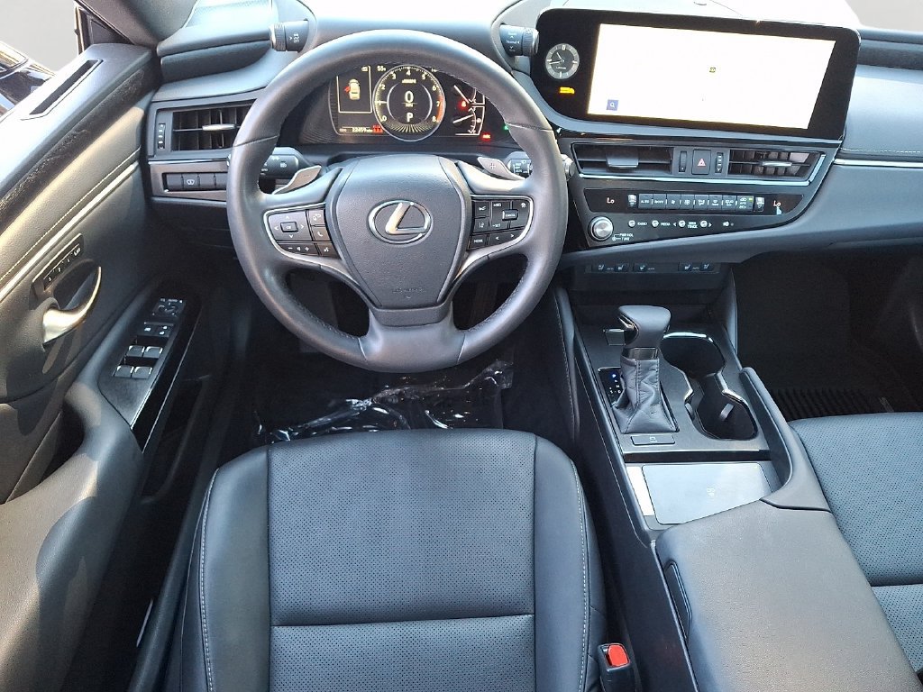 Used 2024 Lexus ES 350 w/ Premium Package FWD image 13