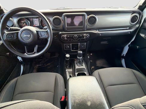 Used 2022 Jeep Gladiator Sport image 15