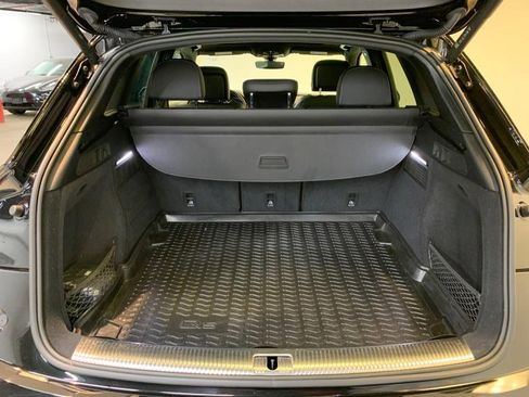 Used 2022 Audi SQ5 Premium Plus w/ Premium Plus Package AWD/4WD image 43