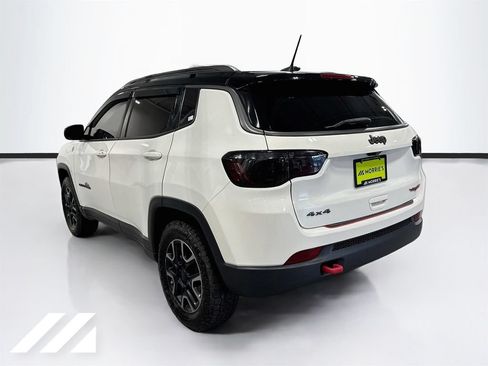 Used 2019 Jeep Compass Trailhawk AWD/4WD image 7