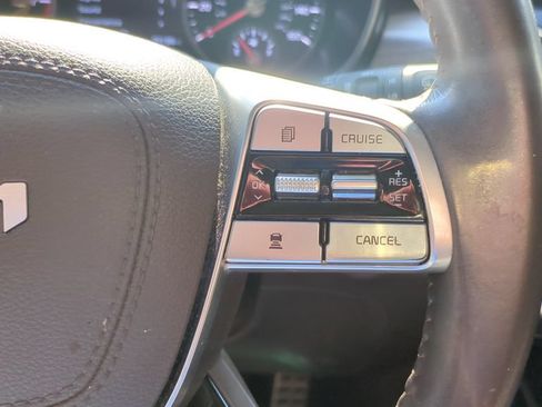 Used 2022 Kia Telluride SX w/ Towing Package FWD image 24