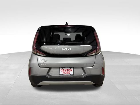 Used 2024 Kia Soul LX w/ Option Group 015 image 4