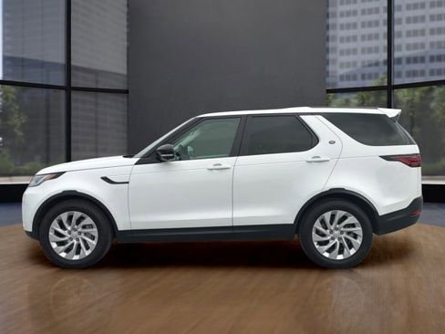Used 2025 Land Rover Discovery S AWD/4WD image 13