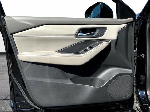 Certified 2023 Nissan Rogue SL AWD/4WD image 22
